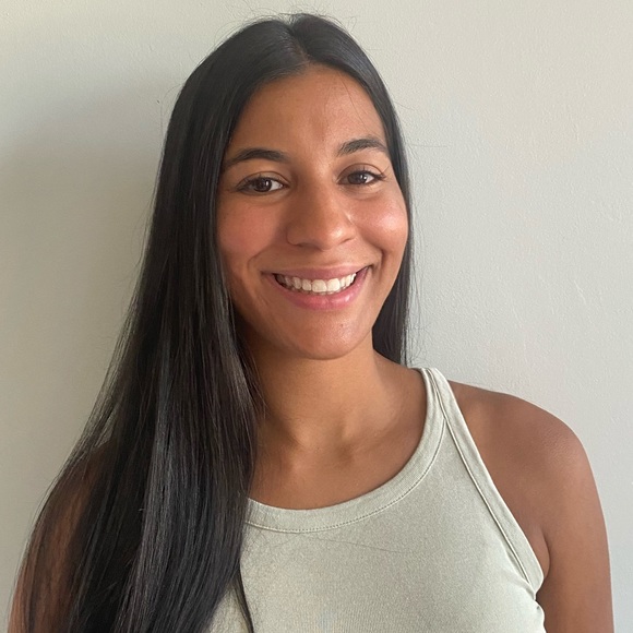 Meet your Posher, Amanda - Picture 1 of 1